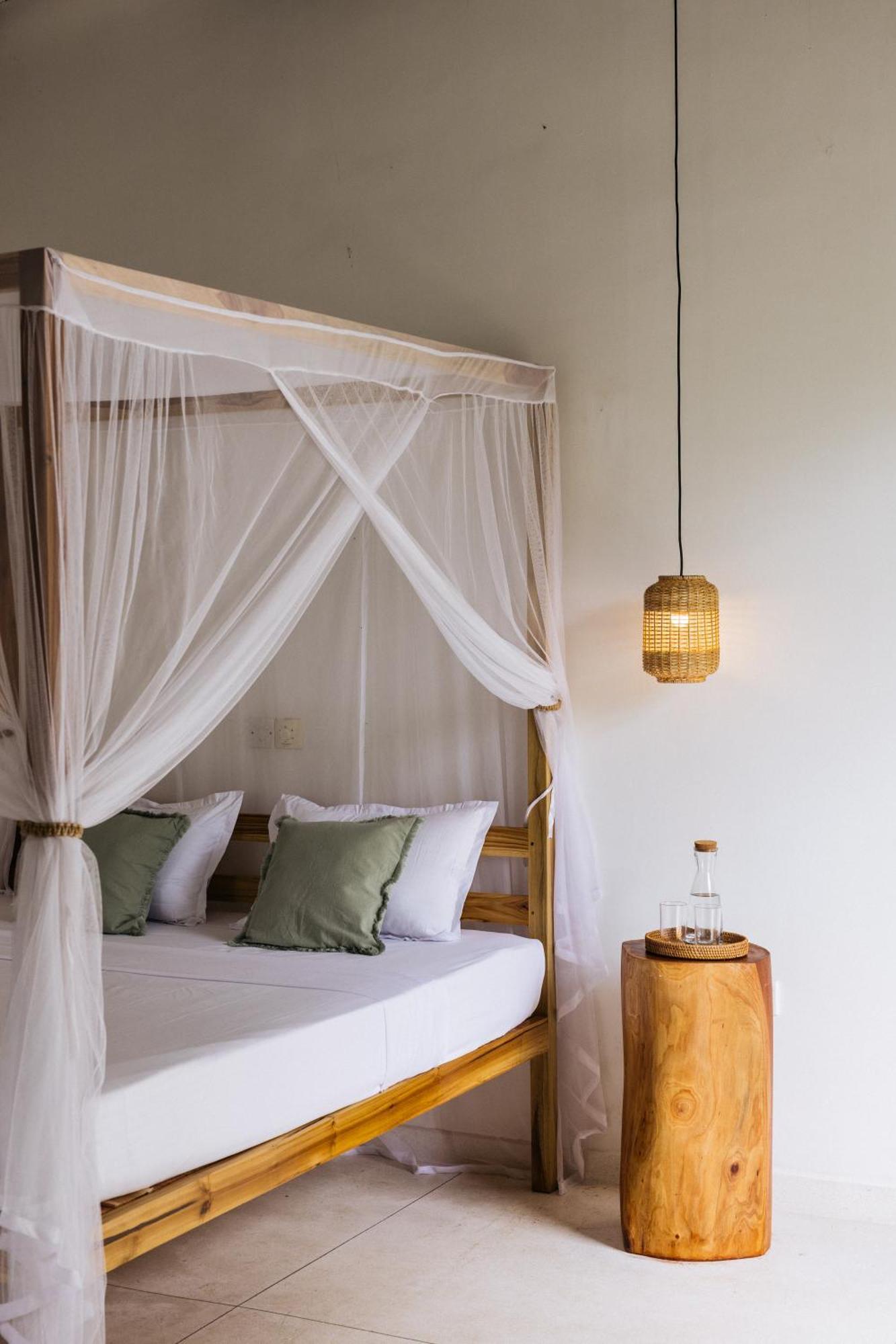 Watu House Hotel Диквела Стая снимка